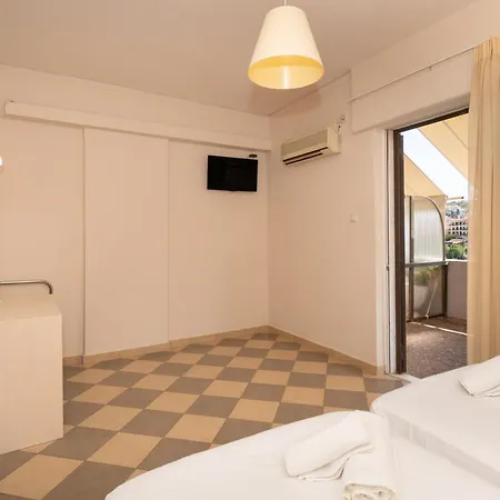 Hotel Galaxy New 2*
